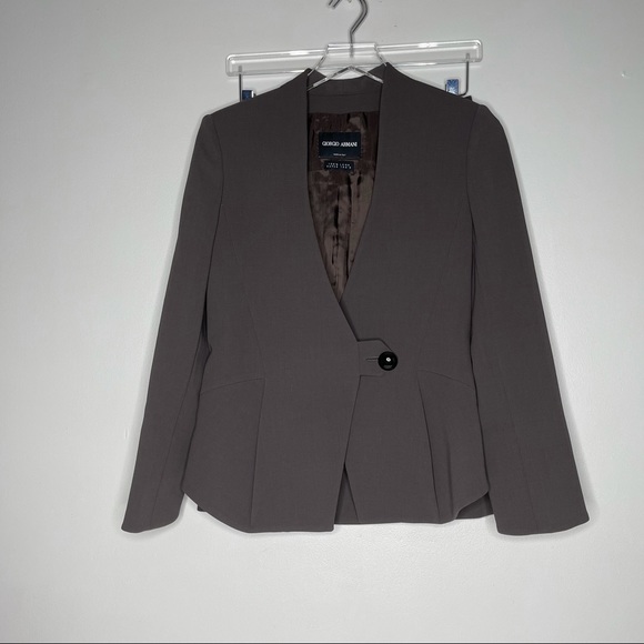 Giorgio Armani Jackets & Blazers - Giorgio Armani suit skirt is 38 and jacket is 40